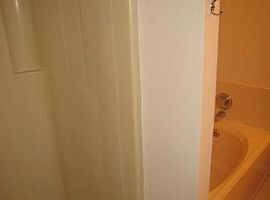  393 Stone Creek Dr, Lexington, Ky 40503 3 Beds 2.5 Baths 1,755 in Lexington, KY (Photo 8 of 8)