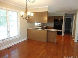  109 Woodstream Cir, Mooresville, Nc 28117 3 Beds 2 Baths 1,812 in Mooresville, NC (Photo 3 of 8)