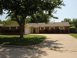  308 Kimberling Dr, Moore, Ok 73160 3 Beds 2 Baths 1,881 Sqft in Moore, OK