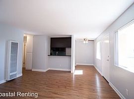 2 Beds 1 Bath Home in Long Beach, CA (Photo 2 of 3)