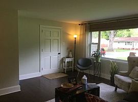  2509 Fairlawn Rd, Durham, Nc 27705 2 Beds 1 Bath 1,032 Sqft in Durham, NC (Photo 5 of 7)