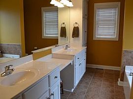 9 Hickory Hall Ct, Irmo, Sc 29063 4 Beds 2.5 Baths 2,400 Sqft in Irmo, SC (Photo 4 of 6)