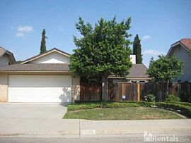 3 Beds 2 Baths Homes in Fresno, CA