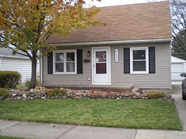  4648 Weddell St, Dearborn Heights, Mi 48125 3 Beds 1 Bath 950  in Dearborn Heights, MI