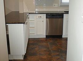  4648 Weddell St, Dearborn Heights, Mi 48125 3 Beds 1 Bath 950  in Dearborn Heights, MI (Photo 7 of 7)