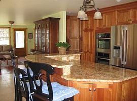 30 Ocean Ave, Jamestown, Ri 02835 in Jamestown, RI (Photo 5 of 11)