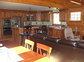 30 Ocean Ave, Jamestown, Ri 02835 in Jamestown, RI (Photo 7 of 11)