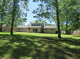 Recently Remodeled and Centrally Located in Madison Near The Co in Madison, AL (Photo 7 of 7)