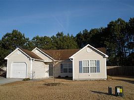 107 Sweet Bay Ct, Hampstead, Nc in Hampstead, NC (Photo 2 of 12)