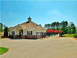 4111 Harmattan Dr, Denver, Nc in Denver, NC (Photo 12 of 12)