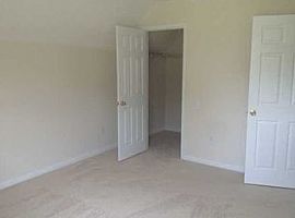 3 Bedroom and 2 Bath in Summerville, SC (Photo 7 of 7)