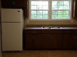 3 Bedroom and 2 Bath in Birmingham, AL (Photo 5 of 5)