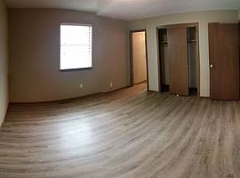  2028 E Evanston St, Park City, Ks 67219 4 Beds 2 Baths 1,800 S in Park City, KS (Photo 5 of 5)