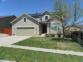 Wonderful 4 Bed 2.5 Bath/brand New Paint/carpet in Aurora, CO (Photo 12 of 12)