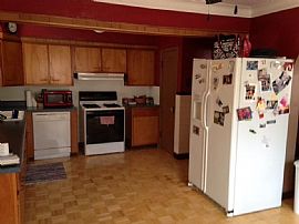 Amazing 2 Beds 1 Bath in Wabaday Ave Overland, Mo in Overland, MO (Photo 2 of 4)