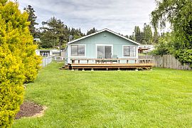 Beautiful 2 Beds 1 Bath in 4884 Magellan Dr, Freeland, Wa in Freeland, WA (Photo 10 of 12)
