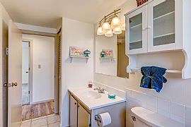 Beautiful 2 Beds 1 Bath in 4884 Magellan Dr, Freeland, Wa in Freeland, WA (Photo 11 of 12)