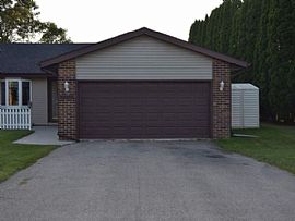 6705 Charlie Grimm Rd, Windsor, Wi 53598 in Windsor, WI (Photo 7 of 7)