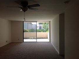 2 Bd   2 Ba Home in San Diego, CA (Photo 3 of 3)