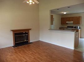  257 Zachary Ln, Hubert, Nc 28539 3 Beds 2 Baths 1,001 Sqft in Hubert, NC (Photo 5 of 6)