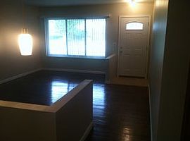 De Grove Dr  Sterling Heights, Mi 48312 3 Beds 1.5 Baths 1,500  in Sterling Heights, MI (Photo 4 of 8)