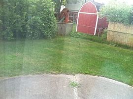 De Grove Dr  Sterling Heights, Mi 48312 3 Beds 1.5 Baths 1,500  in Sterling Heights, MI (Photo 5 of 8)