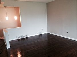 De Grove Dr  Sterling Heights, Mi 48312 3 Beds 1.5 Baths 1,500  in Sterling Heights, MI (Photo 6 of 8)