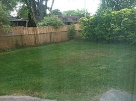 De Grove Dr  Sterling Heights, Mi 48312 3 Beds 1.5 Baths 1,500  in Sterling Heights, MI (Photo 8 of 8)