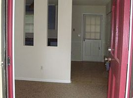  6216 Blue Jay Ln, Charlotte, Nc 28227 3 Beds 1.5 Baths 1,103 S in Charlotte, NC (Photo 6 of 7)