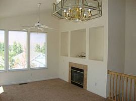 4759 Cedarhill Ln, Reno, Nv 89519 3 Beds 3 Baths 1,700 Sqft in Reno, NV (Photo 4 of 4)