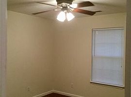 4204 Birch Dr, Murfreesboro, Tn 37129 3 Beds 2 Baths 1,316 Sqft in Murfreesboro, TN (Photo 5 of 10)