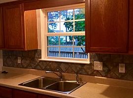 4204 Birch Dr, Murfreesboro, Tn 37129 3 Beds 2 Baths 1,316 Sqft in Murfreesboro, TN (Photo 7 of 10)