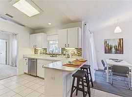 Furnished 3 Beds 2 Baths For Rent at Affordable Price in Sarasota, FL (Photo 4 of 12)