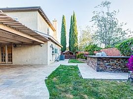 Furnished 4 Beds 3.5 Baths  in Irvine, CA (Photo 3 of 12)