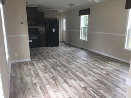 724 Creek Ridge Road, Greensboro, Nc 27406 2 Beds 2 Baths 840sq in Greensboro, NC (Photo 3 of 5)