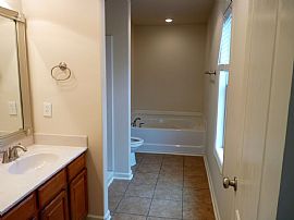 29931 Abbeywood Ln, Harvest, Al 35749 3 Beds 2 Baths 1,853 Sqft in Harvest, AL (Photo 11 of 12)