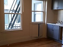 1 Beds 1 Baths Home in San Francisco, CA (Photo 3 of 3)