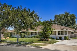 Furnished 4 Beds 3.5 Baths  in Santa Ana, CA