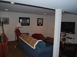 31 Carter Dr, Portsmouth, Ri 02871 4 Beds 2.5 Baths 2,924 Sqft in Portsmouth, RI (Photo 3 of 8)