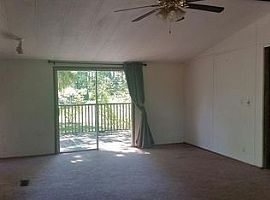  3736 Betsy Kerrison Pkwy, Johns Island, Sc 29455 3 Beds 2 Bath in Johns Island, SC (Photo 2 of 4)