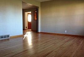 505 Ne Orchard St, Lees Summit, Mo 64063 4 Beds 1 Bath 1,248 Sq in Lees Summit, MO (Photo 3 of 8)