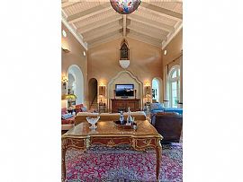 Furnished 6 Bedroom, 9 Bathroom in Coral Gables, FL (Photo 7 of 12)