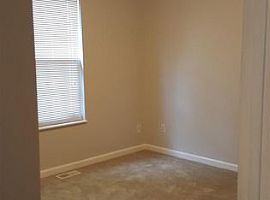 3427 Moss Ave, Columbia, Sc 29205 3 Beds 2 Baths 1,050 Sqft in Columbia, SC (Photo 4 of 8)