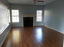 Beautiful 2 Story Family Home in Bartlett, TN (Photo 5 of 9)