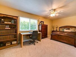 Furnished 4 Beds and 3 Baths in Manhattan, NY (Photo 11 of 12)