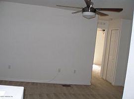 3 Bedroom 2.5 Bath Home in Jacksonville, FL (Photo 2 of 2)