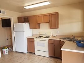2 Beds 1 Bath in El Paso, TX (Photo 2 of 4)