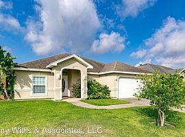 3 Beds 2 Baths in Corpus Christi, TX