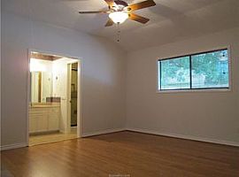 1301 Hardwood Ln, College Station, Tx 77840 (747) 444-3766 in College Station, TX (Photo 6 of 7)