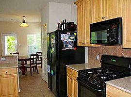 11609 Larch Valley Dr, Austin, Tx 78754 (747) 444-3766 in Austin, TX (Photo 3 of 10)